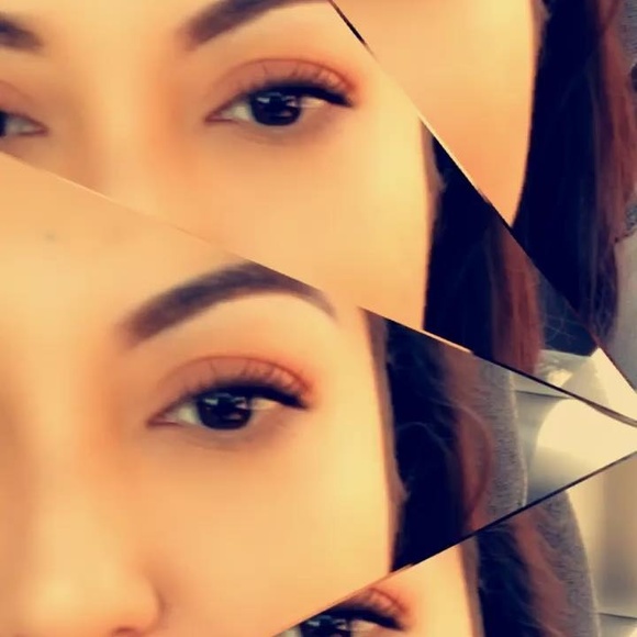 Meet your Posher, Beatrice - Picture 1 of 1